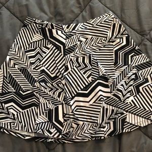 Patterned a line skirt